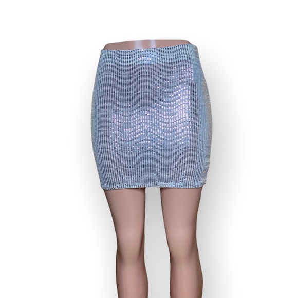 Perfect NYE sequined mini skirt - Picture 2 of 2